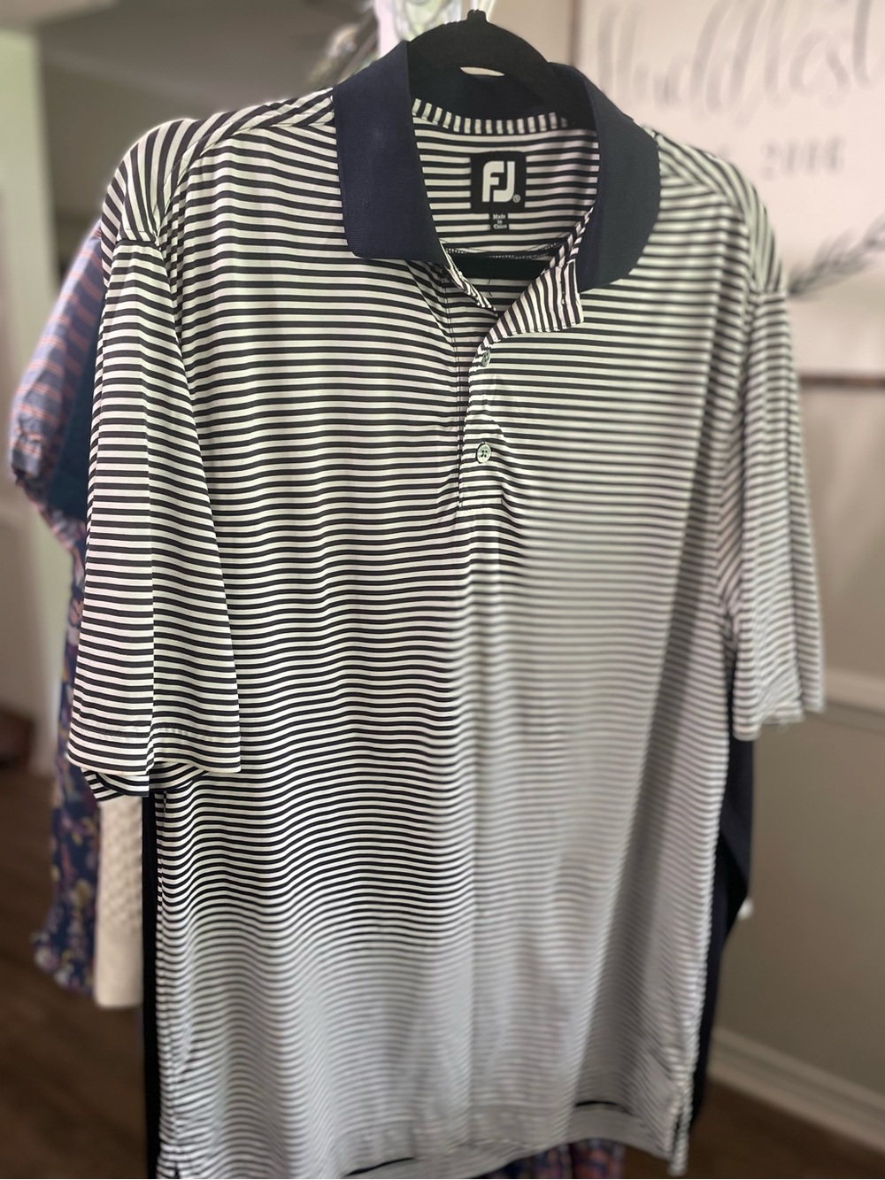 FootJoy Striped Performance Golf Polo Men’s Small Navy White Athletic Shirt